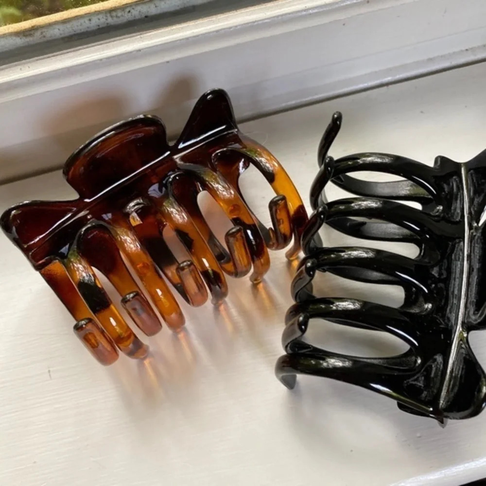 Anthropologie Acrylic Hair Claw Clips - Picture 3 of 4